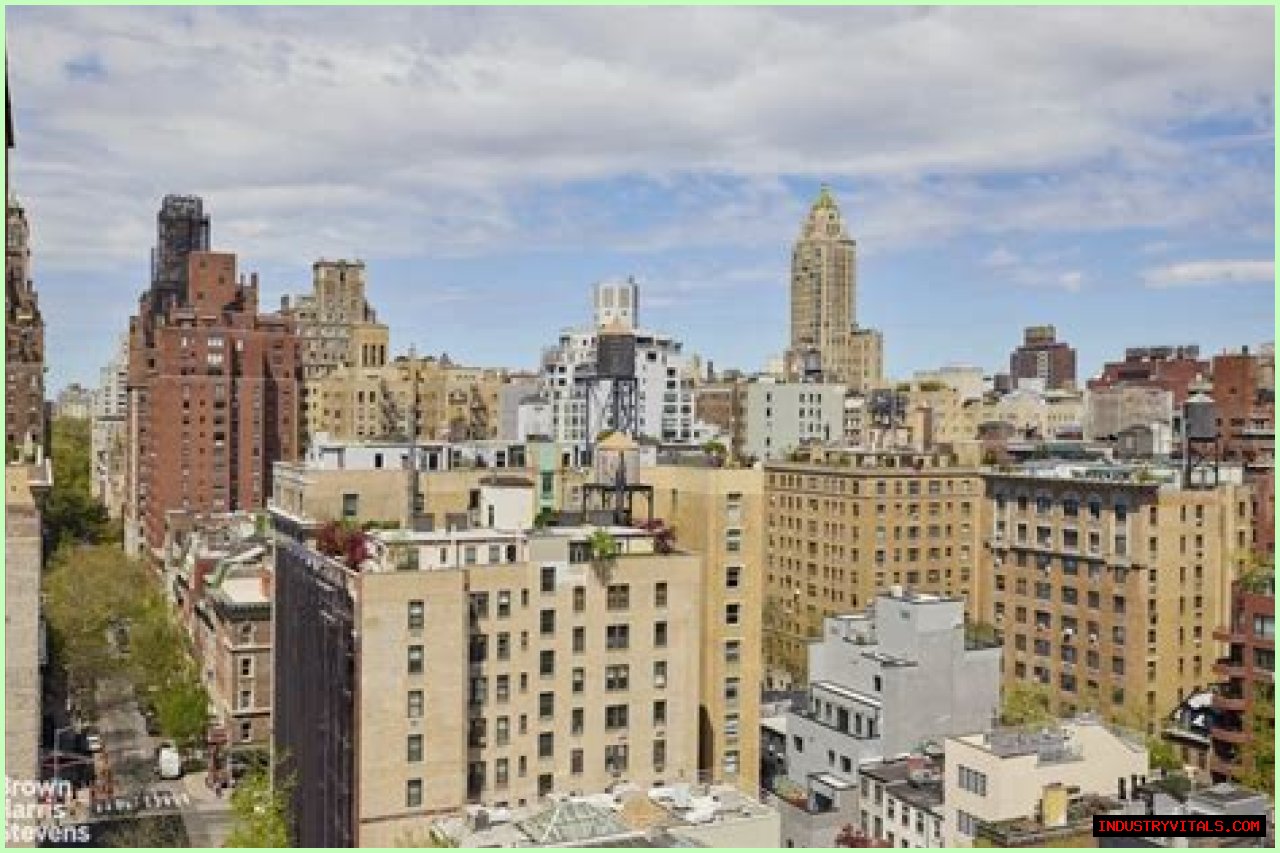 165 East 72nd Street, Unit 17L - 3 Bed Apt for Sale for $2,300,000