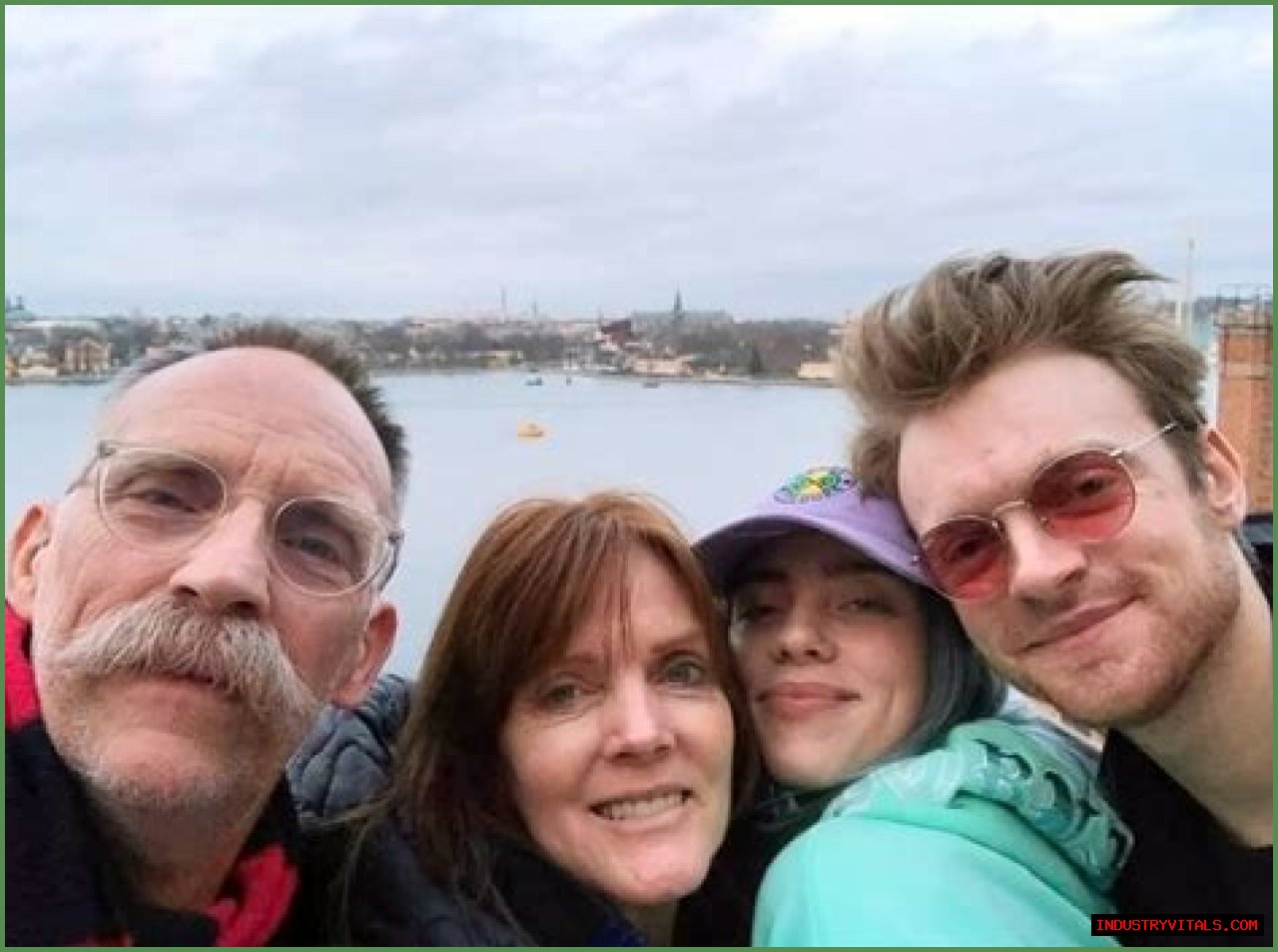 Billie Eilish father age, height, actor, wife, children, Instagram net worth
