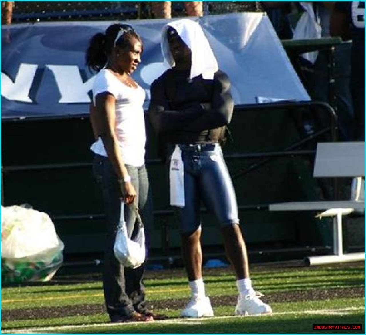  Deion Branch’s wife Shola Branch 