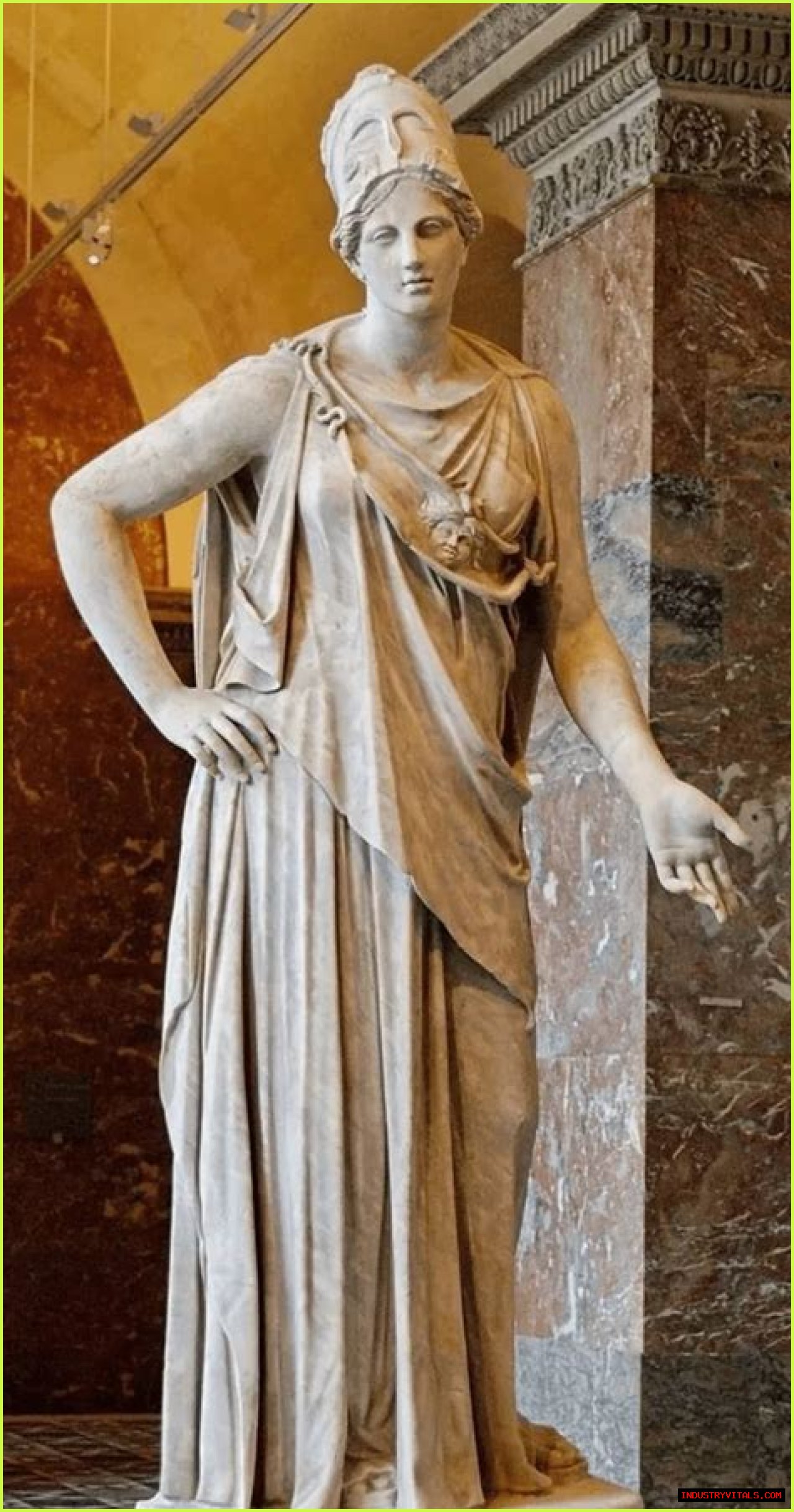 Famous Greek Statues - An Exploration of Ancient Greek Sculpture