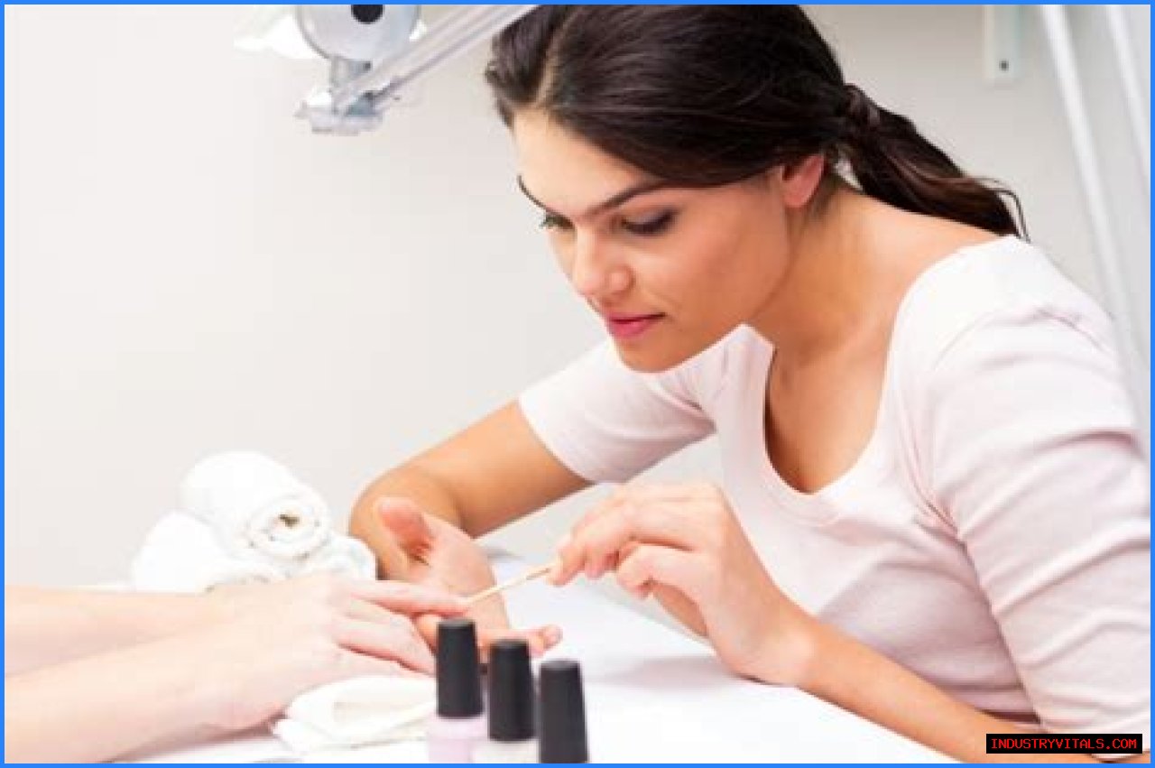 I'm an etiquette coach – how much you should tip at the nail salon & why different rules apply if it's just a touch-up