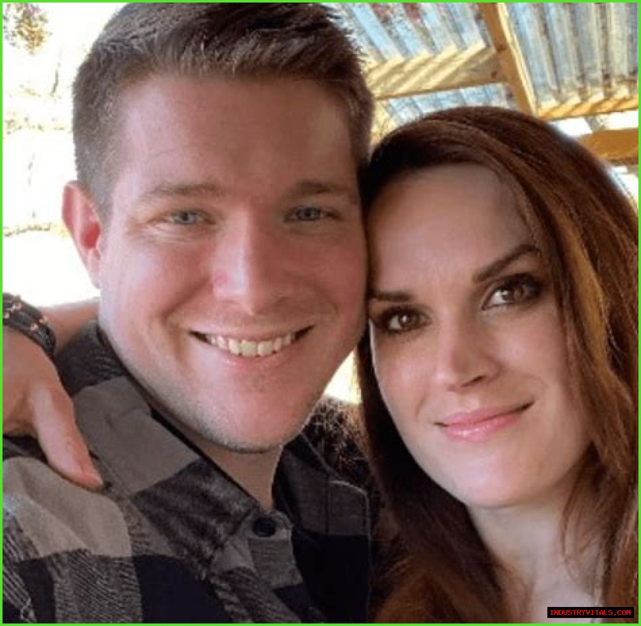 Is Elizabeth Rowe Trans? Married To Husband Cody Daniel
