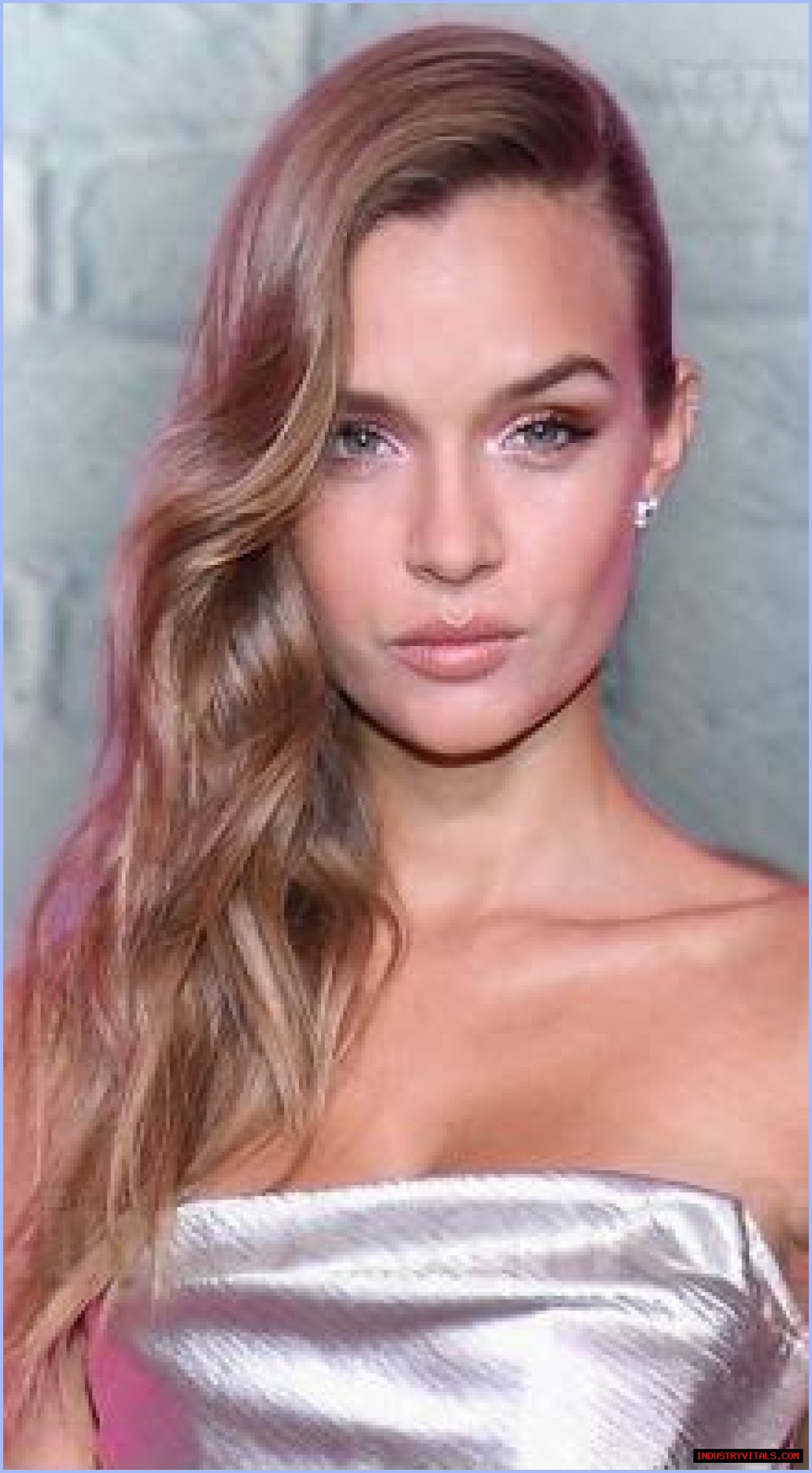 Josephine Skriver Net Worth – How Much is Skriver Worth?