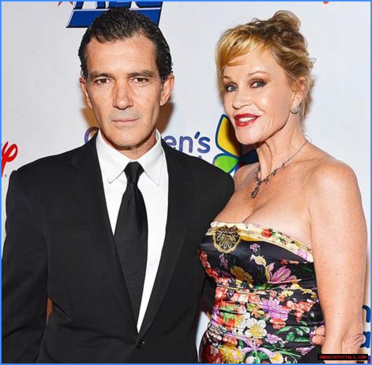 Melanie Griffith, Antonio Banderas Sign Divorce Papers One Year Later