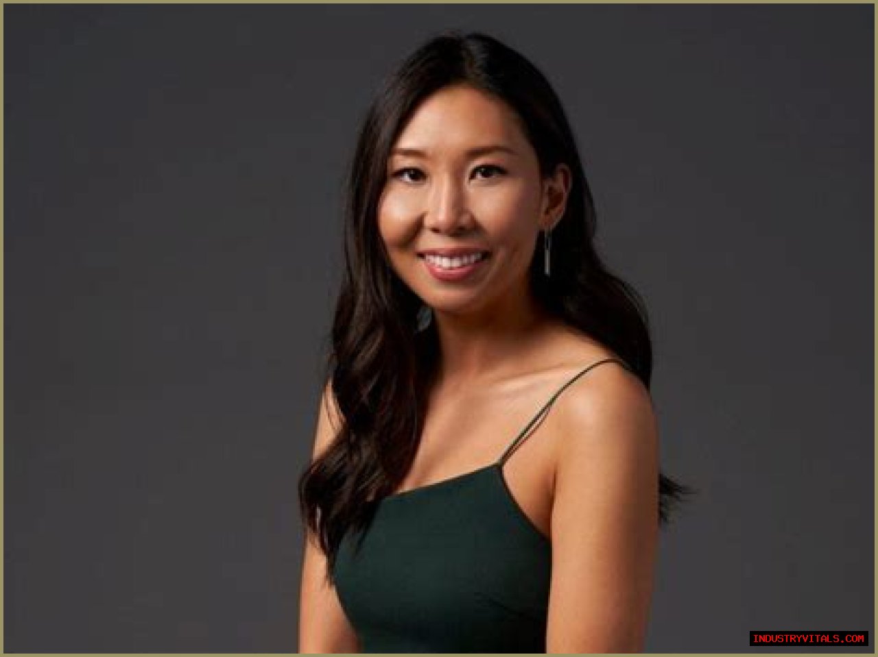 Natalie Lee - Age, Family, Bio